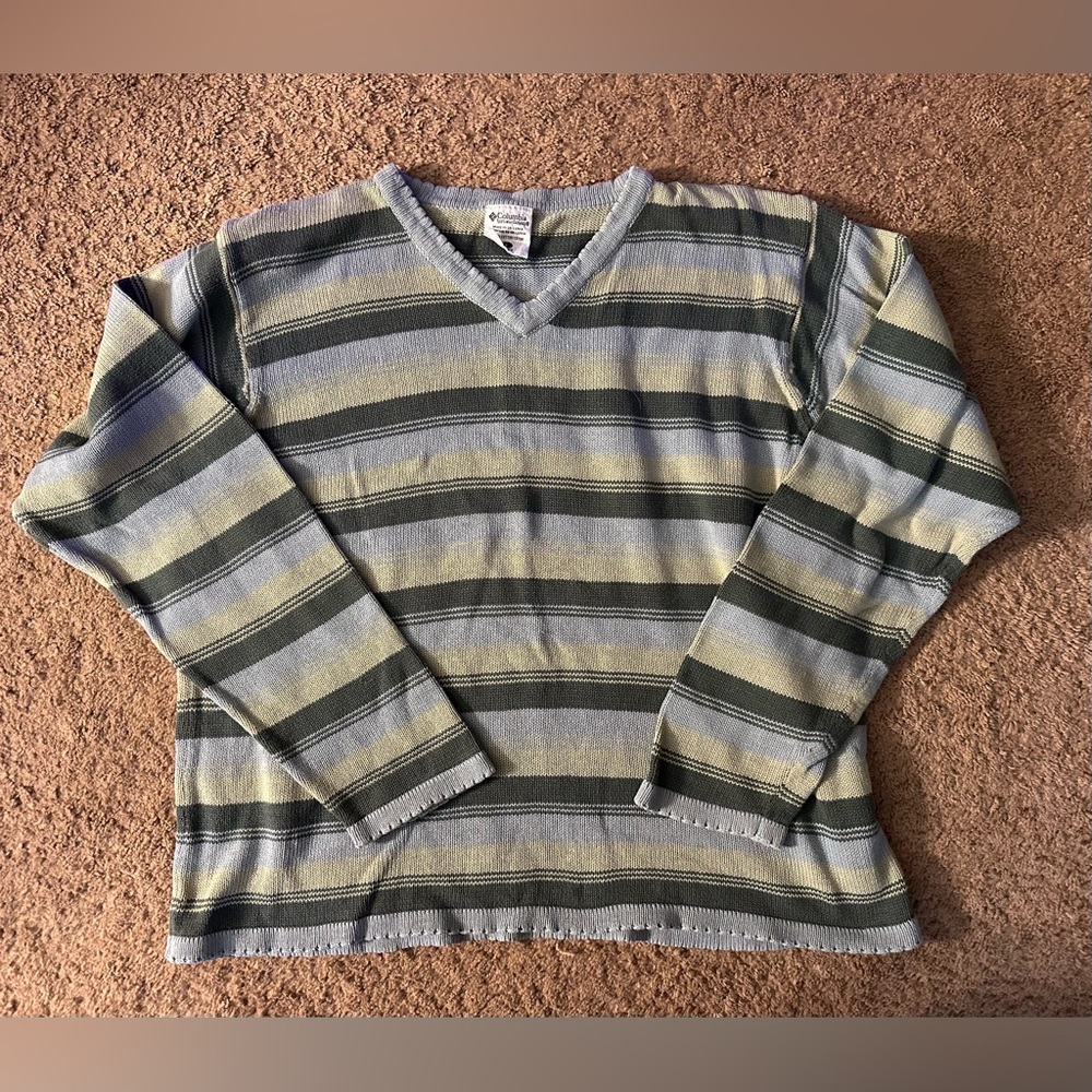 Columbia V-Neck Sweater in Grayish/ blue and Green Stripes